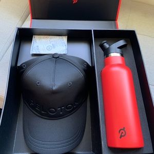 Peloton adjustable baseball hat and water bottle